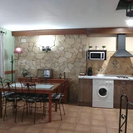 Prázdninový dům 2 Bedrooms House With Wifi At